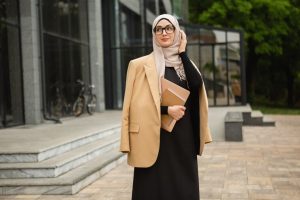 Tesettür iş kadını kıyafetleri