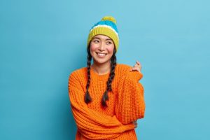 turuncu kazak sari bere