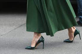 yeşil ayakkabı kombin